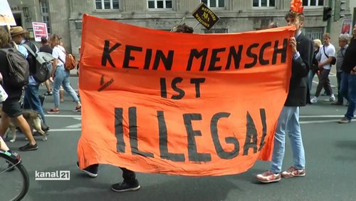 Seebrücke-Demonstration in Bielefeld – Notstand der Menschlichkeit