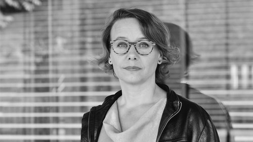Der LeseWurm: Sandra Lüpkes, Autorin und Sängerin