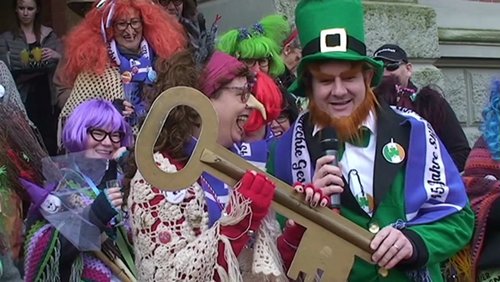 SÄLZER.TV: Kinderkarneval in der Sälzerhalle, Hexensturm in Geseke, Frauenkarneval