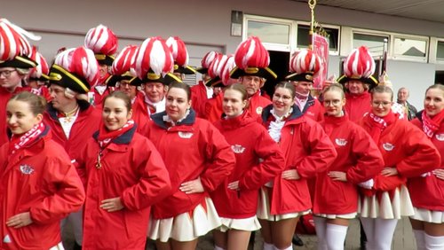 BergTV: "Alle Macht den Tollitäten" - Weiberfastnacht in Bergisch Gladbach