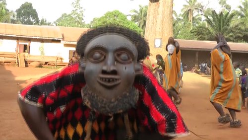 Babungo – Totenfeier für einen Deutschen in Kamerun