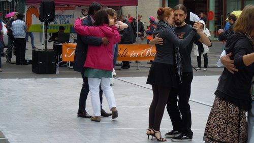 Münster gegen TTIP: Tanz als kreativer Protest - Tango für einen gerechten Welthandel