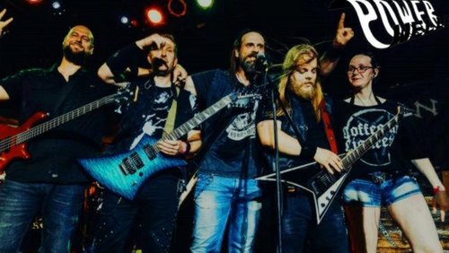 BackstaGE: "Secret Sign", Metal-Band aus Essen