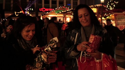 FLUX: Geschenk-Aktion auf dem Weihnachtsmarkt in Essen, Quiche Lorraine