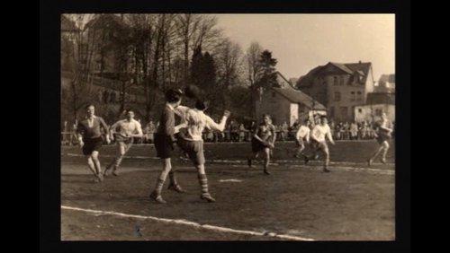 Alte Turnhalle und Sportplatz in Meinerzhagen, Interview mit Lord Leo Lietz