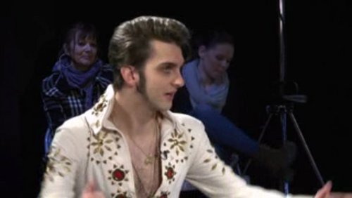 Null 8 Fuffzehn: Aron King, Elvis-Imitator aus Witten