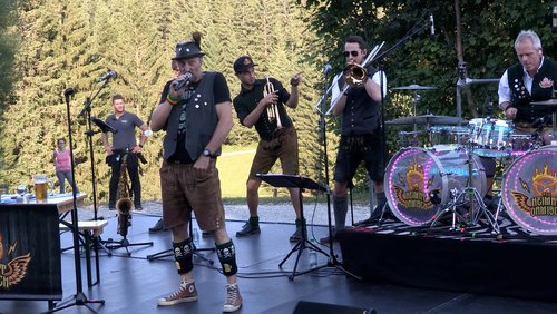 The Heimatdamisch, Rockband - Konzert auf dem Blomberg in Bad Tölz