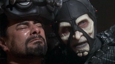 Frell: Der Aurorastuhl und seine Zündkerzen - Farscape S01E20 Frell: Der Aurorastuhl und seine Zündkerzen - Farscape S01E20