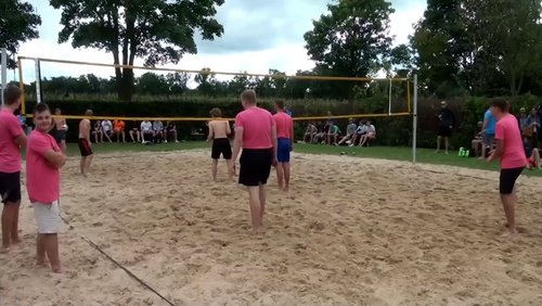 SÄLZER.TV: Traktor mit Biogasmethan-Antrieb, Beachvolleyball-Turnier der Bürgerstiftung Salzkotten