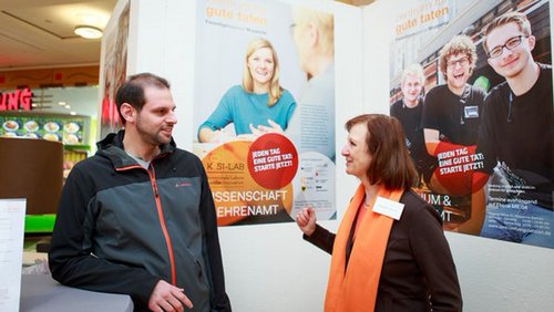 Elektronische Gesundheitskarte, "So geht Ehrenamt in Wuppertal" – Messe in den "City-Arkaden"