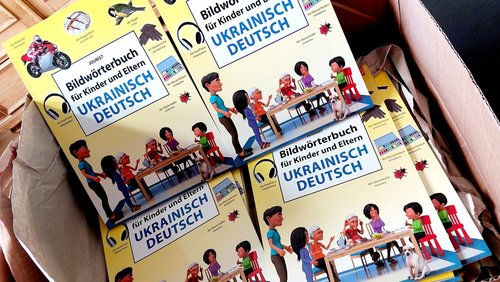 Rheinzeit: Bildwörterbücher, TV Schiefbahn, Luca Platzen über Lost Places, Dota Kehr