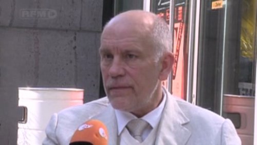 Leben im Vest: Fallschirmspringen, John Malkovich bei den Ruhrfestspielen