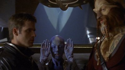 Frell: Mehr als Abschiedskuscheln - Farscape S01E22 Frell: Mehr als Abschiedskuscheln - Farscape S01E22