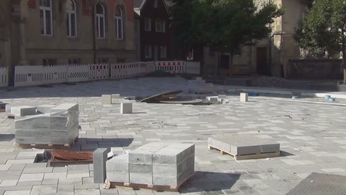 AhlenTV: Neues Pflaster für den Marktplatz - "Ahlens beste Stube" im neuen Gewand