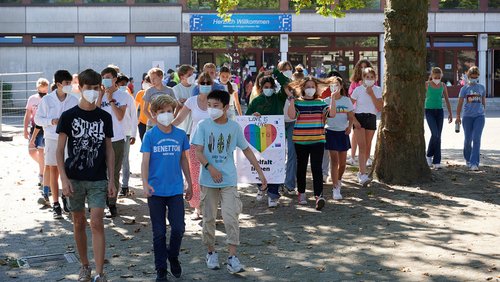 Rheinzeit: "Schule ohne Rassismus - Schule mit Courage", Kulturfabrik Krefeld