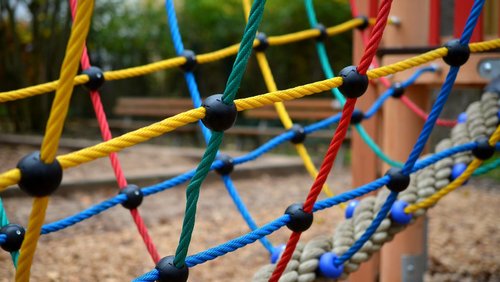 Journal am Sonntag: Kinder-Spielplatz "Tumulifeld" in Haltern, Neue Pfadfinder-Siedlung