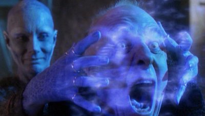 Frell: Hexe gegen Zauberer - Farscape S01E08 Frell: Hexe gegen Zauberer - Farscape S01E08