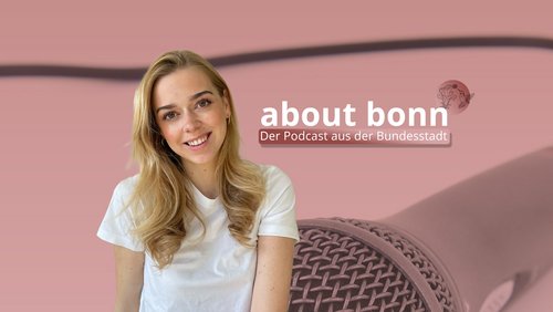 about bonn: Sophie Marie von Eichstedt, "oh moon" - Periodenunterwäsche